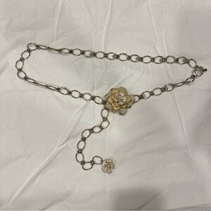 White House Black Market Floral Enamel Chain Link Belt Silver Size Small